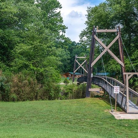 エリジェイ Rustic Mountain Cabinヴィラ エクステリア 写真