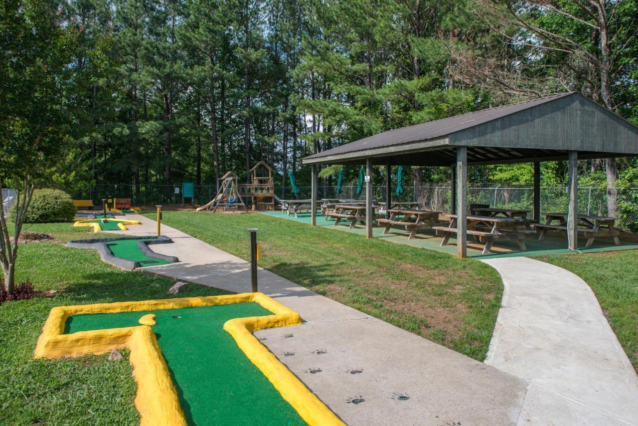 エリジェイ Rustic Mountain Cabinヴィラ エクステリア 写真
